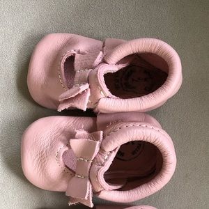 Freshly Picked Bow Moccasins